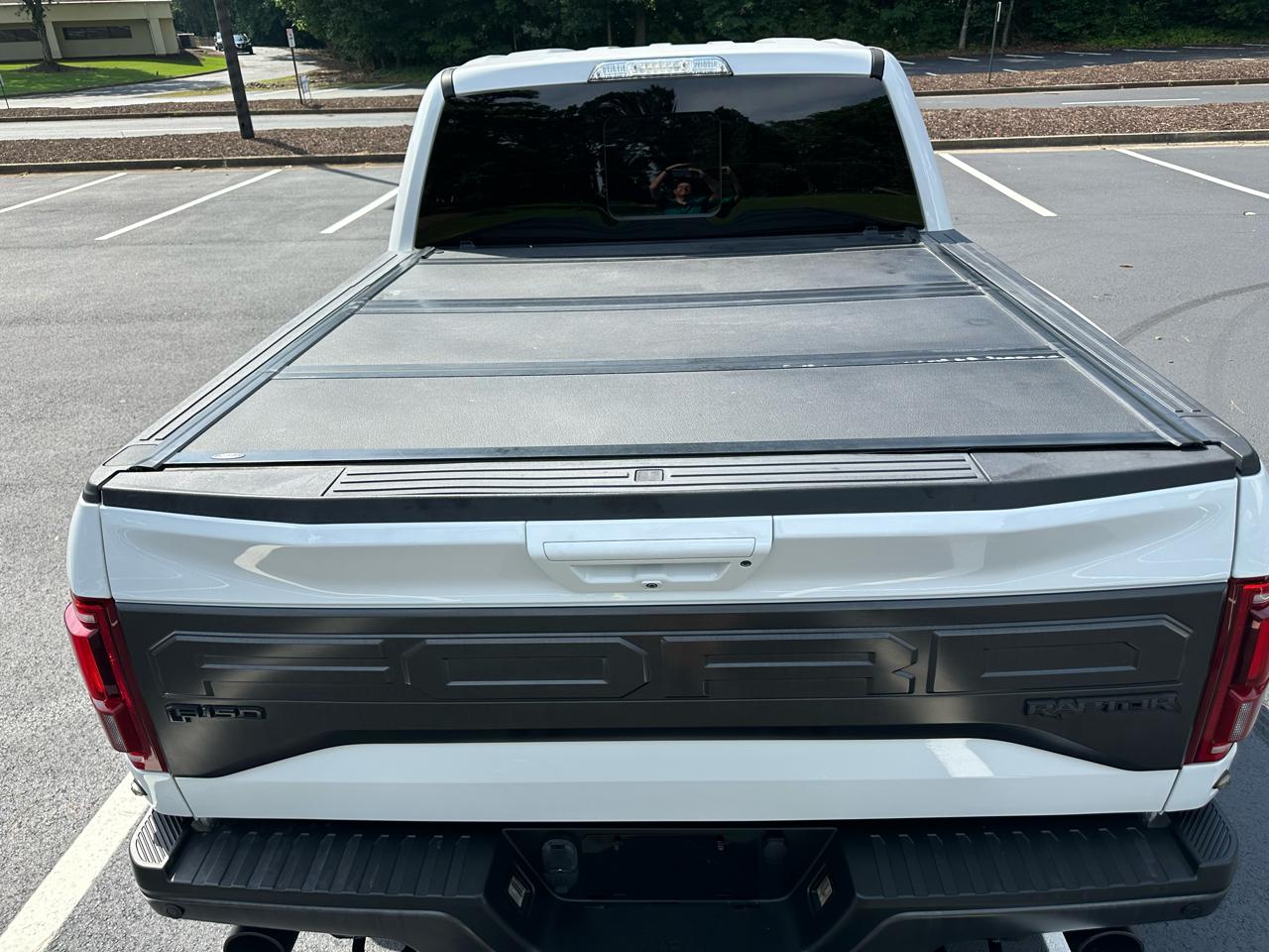 Ford F-150 Raptor SuperCrew 4WD 2017