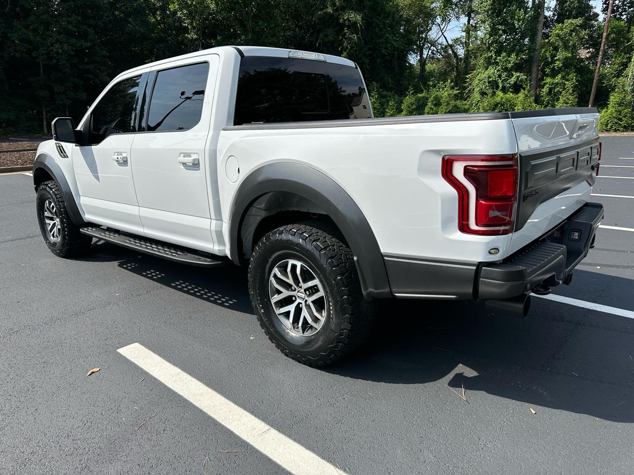 Ford F-150 Raptor SuperCrew 4WD 2017