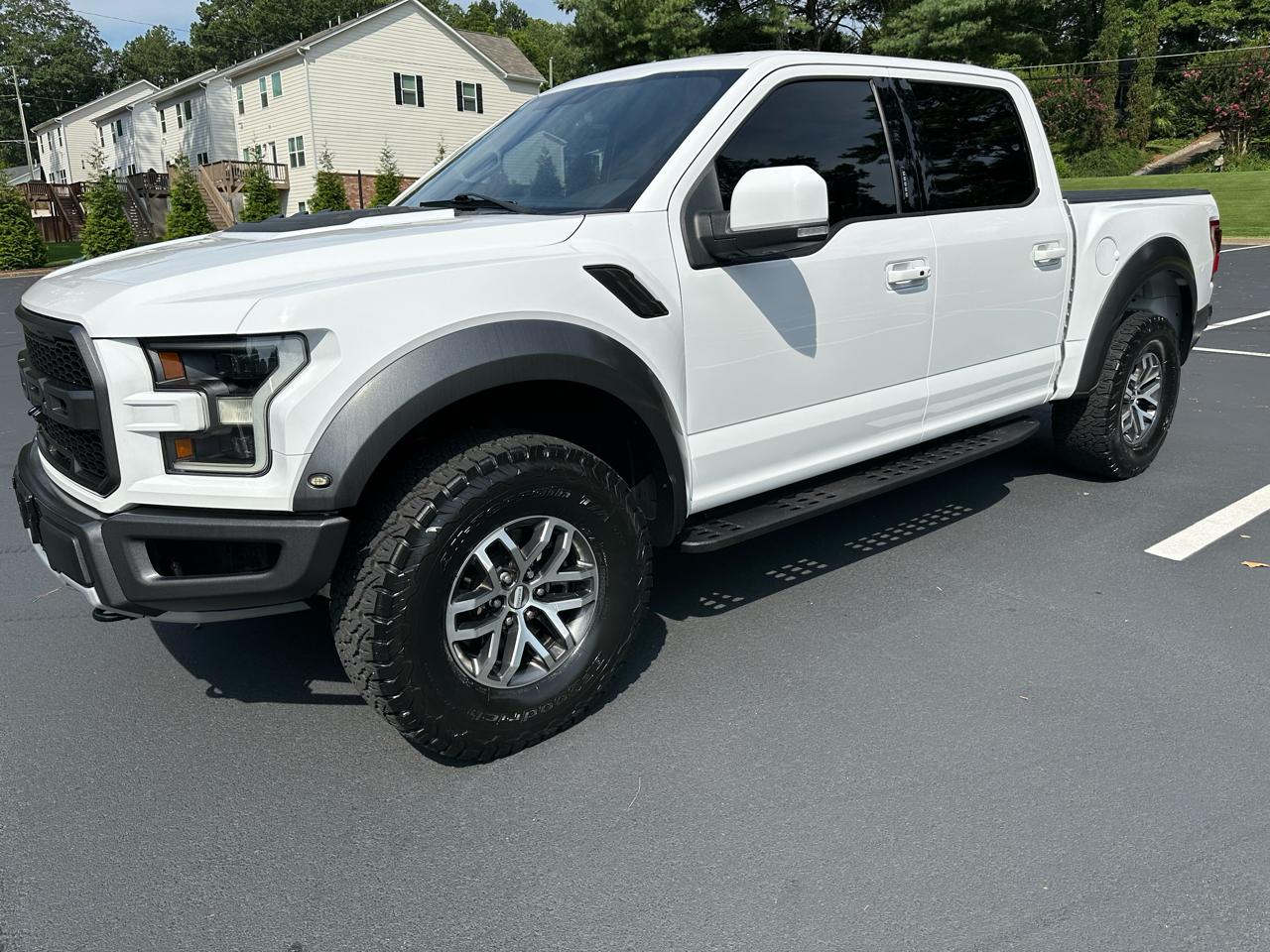 Ford F-150 Raptor SuperCrew 4WD 2017