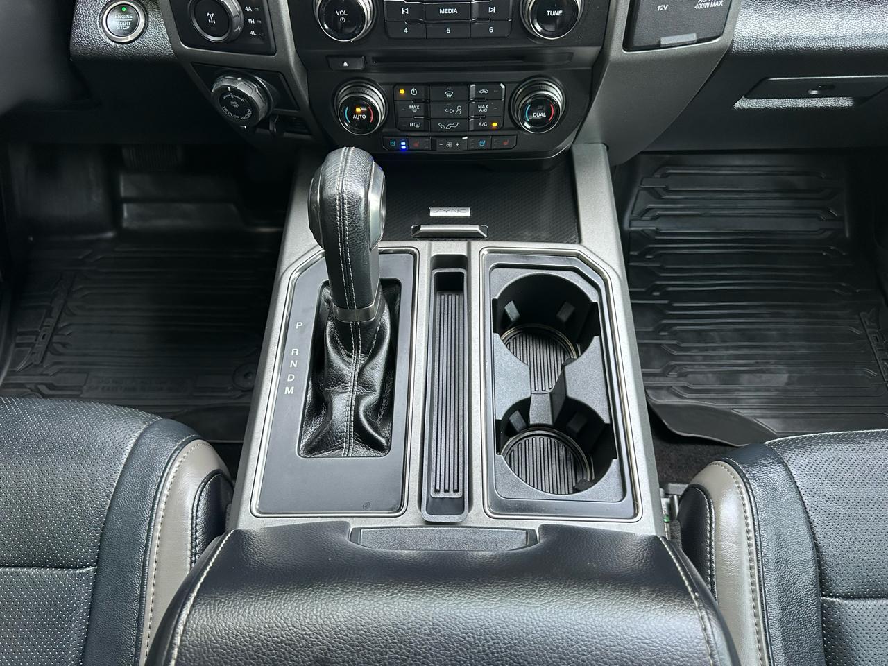 Ford F-150 Raptor SuperCrew 4WD 2017