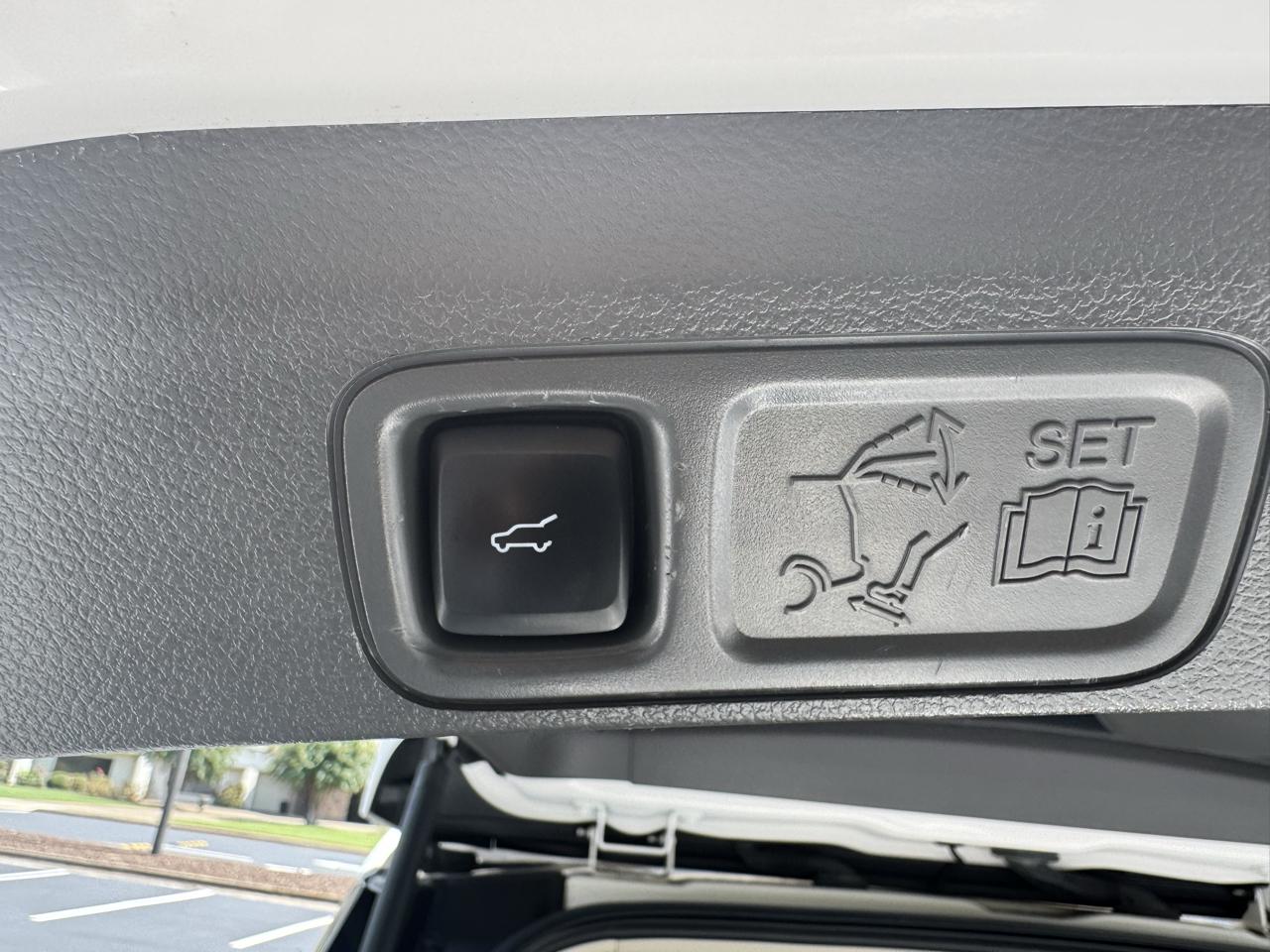 Ford Expedition Limited 2WD 2019