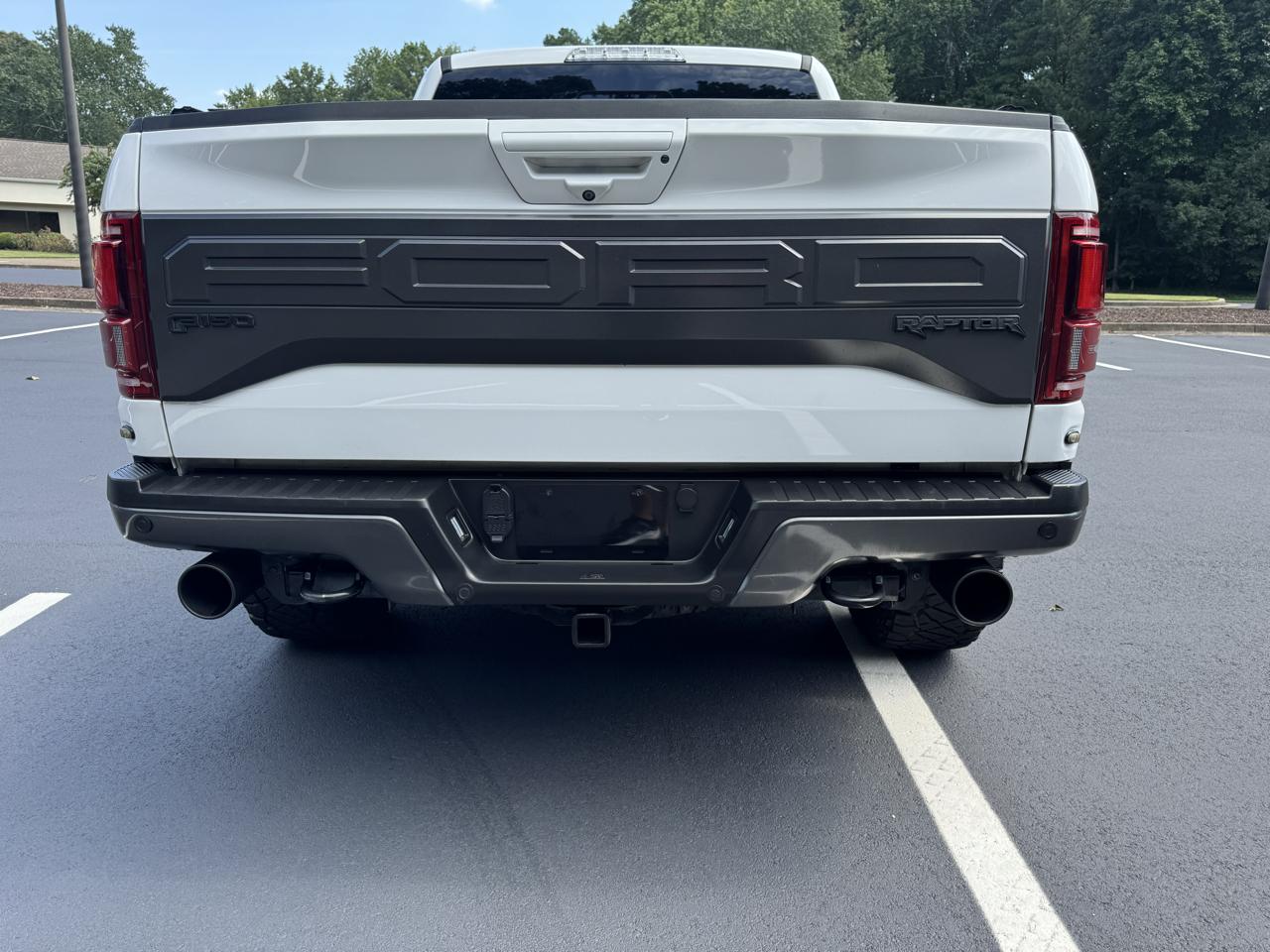 Ford F-150 SVT Raptor SuperCrew 5.5-ft. Bed 4WD 2018