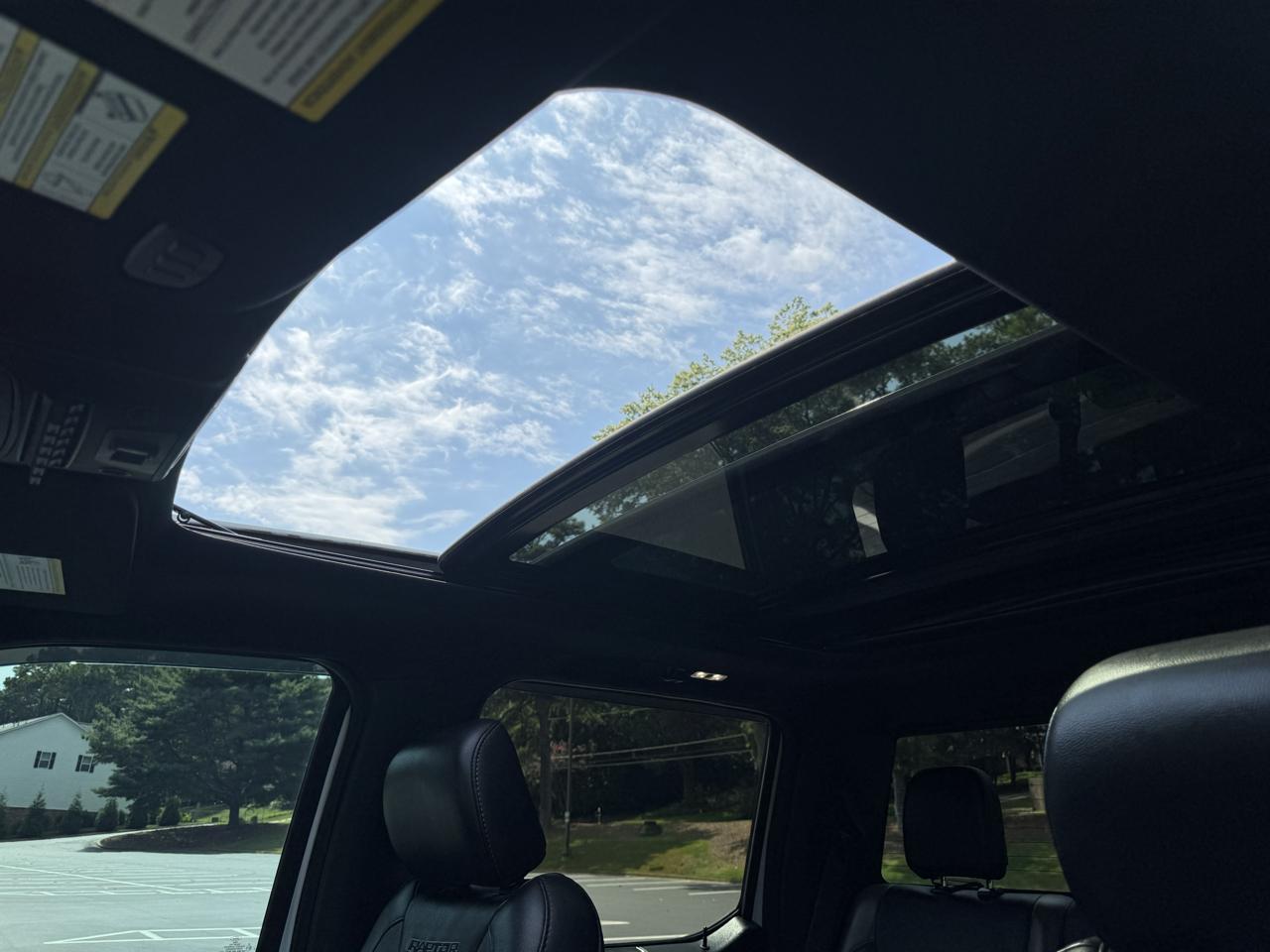 Ford F-150 SVT Raptor SuperCrew 5.5-ft. Bed 4WD 2018
