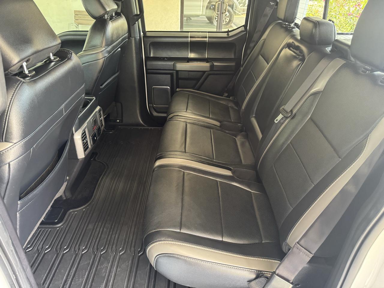 Ford F-150 SVT Raptor SuperCrew 5.5-ft. Bed 4WD 2018
