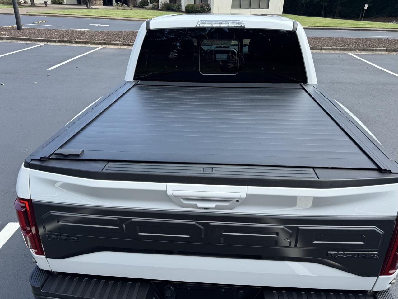 Ford F-150 SVT Raptor SuperCrew 5.5-ft. Bed 4WD 2018