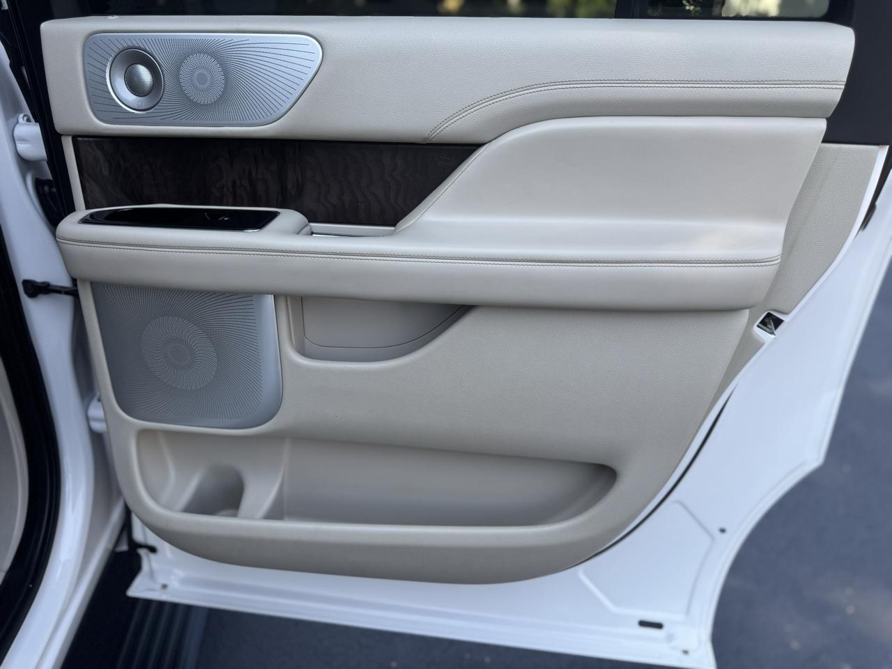 Lincoln Navigator L Reserve 4WD 2019