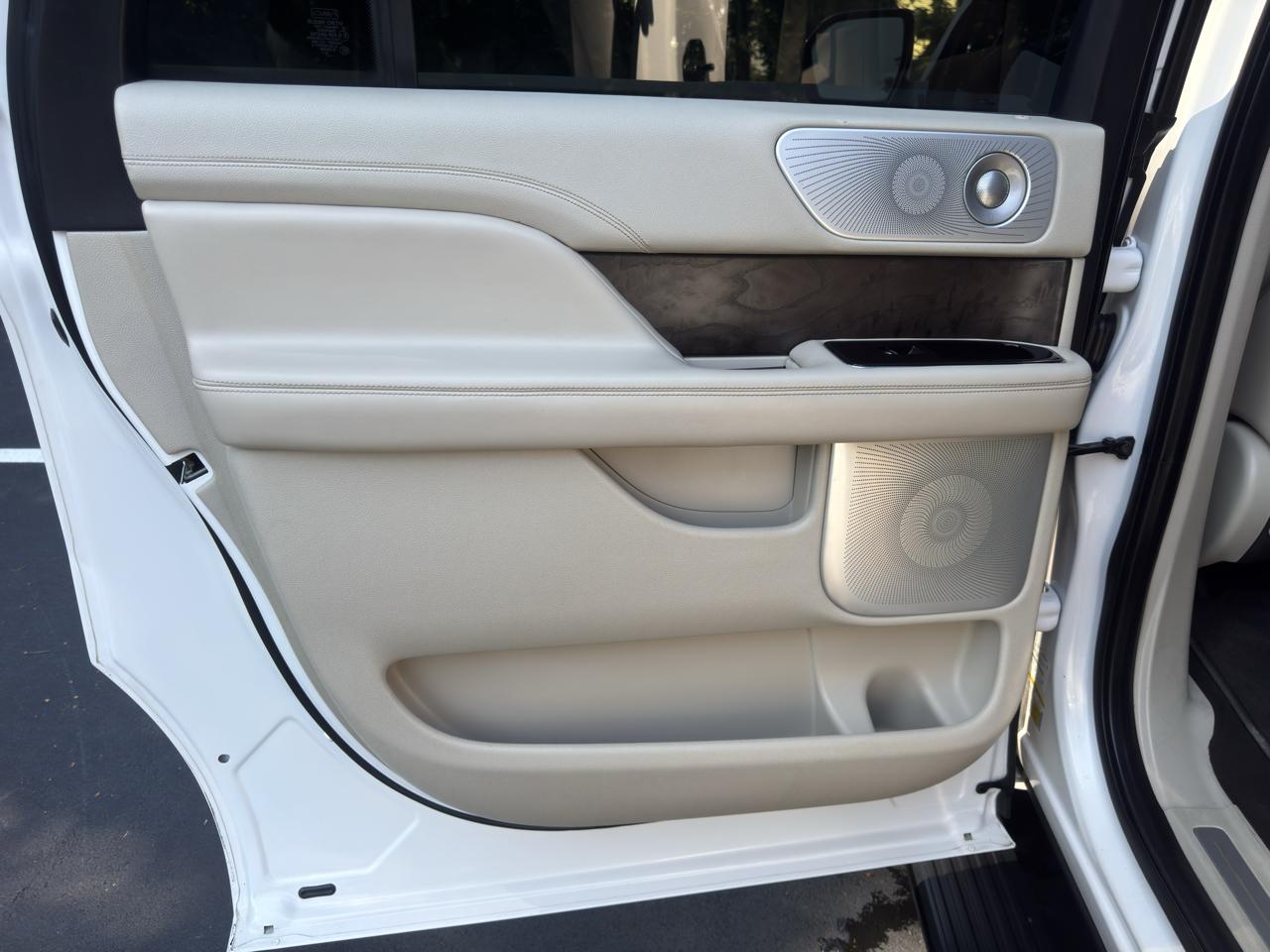 Lincoln Navigator L Reserve 4WD 2019
