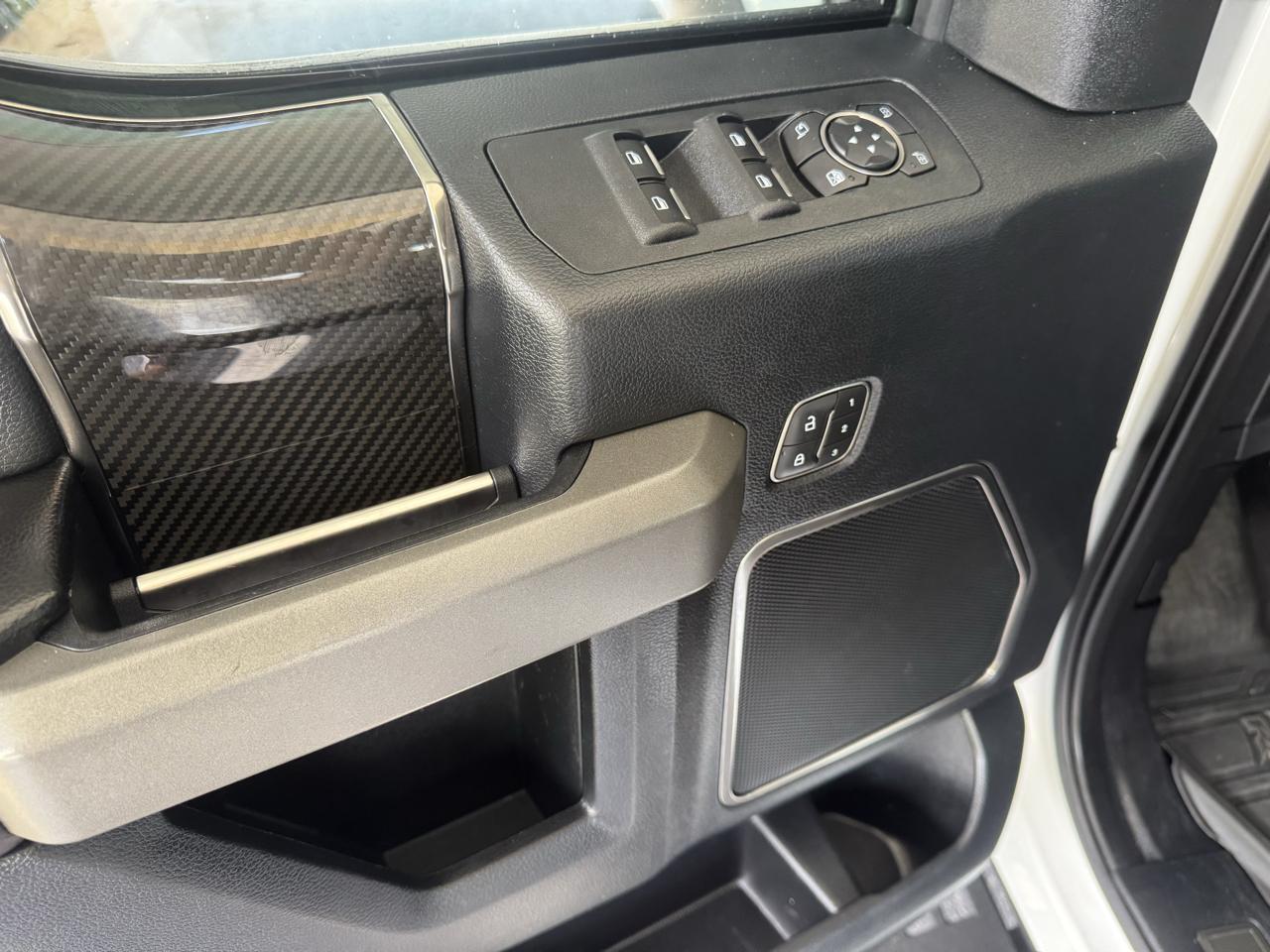 2019 Ford F-150 Raptor - Photo 19