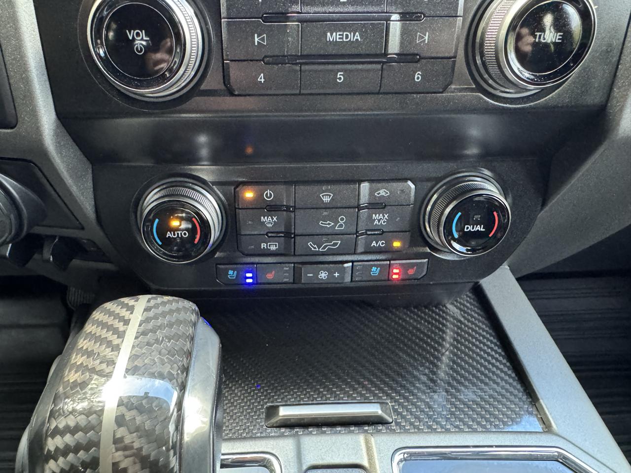 2019 Ford F-150 Raptor - Photo 33
