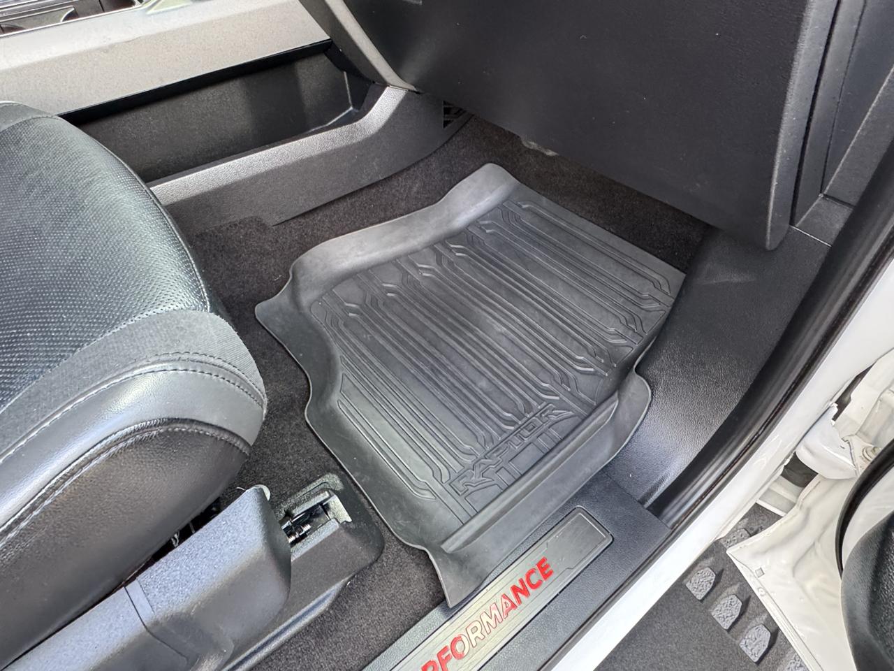 2019 Ford F-150 Raptor - Photo 39