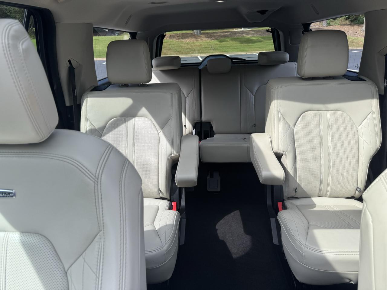 Ford Expedition MAX Platinum 2WD 2020