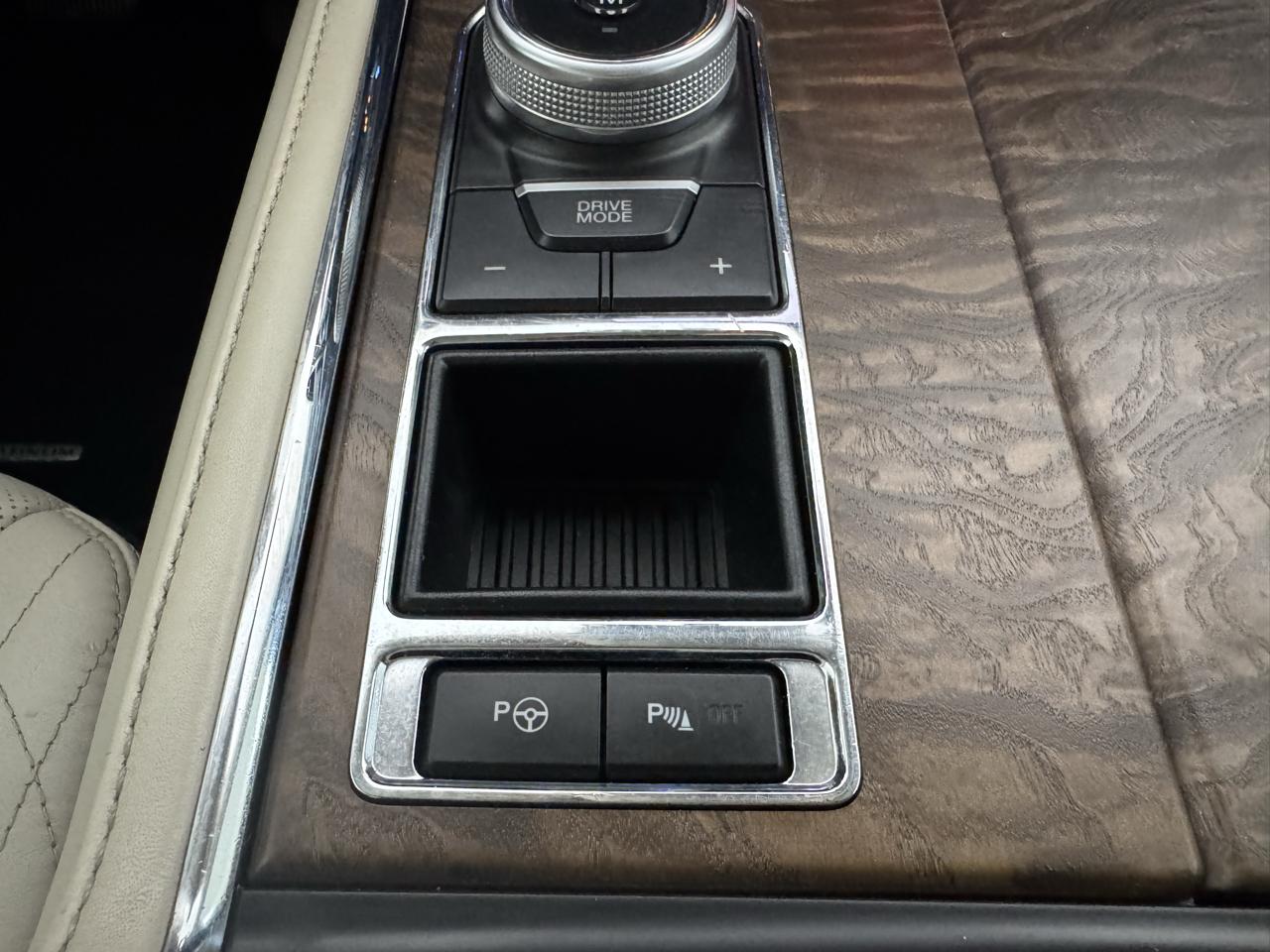 Ford Expedition MAX Platinum 2WD 2020