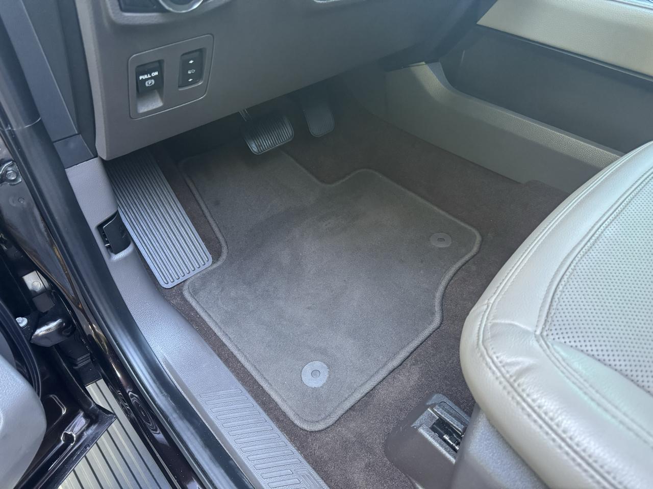 Ford Expedition Limited 2WD 2021