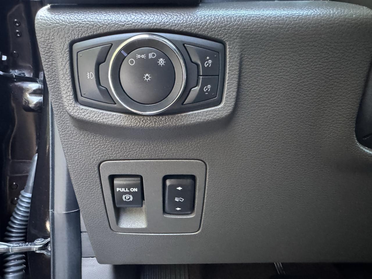 Ford Expedition Limited 2WD 2021