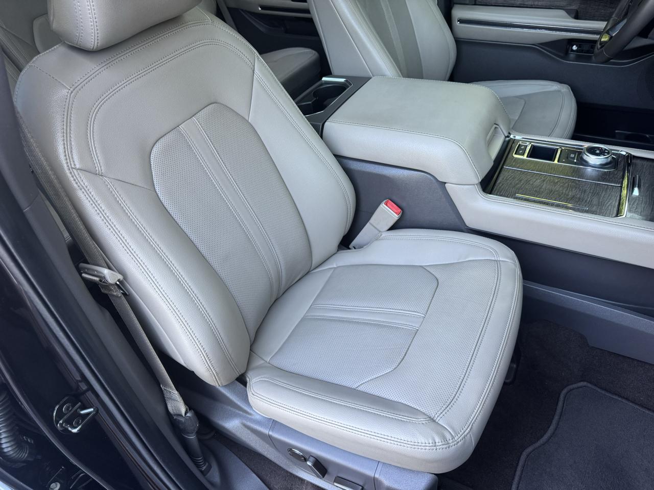 Ford Expedition Limited 2WD 2021