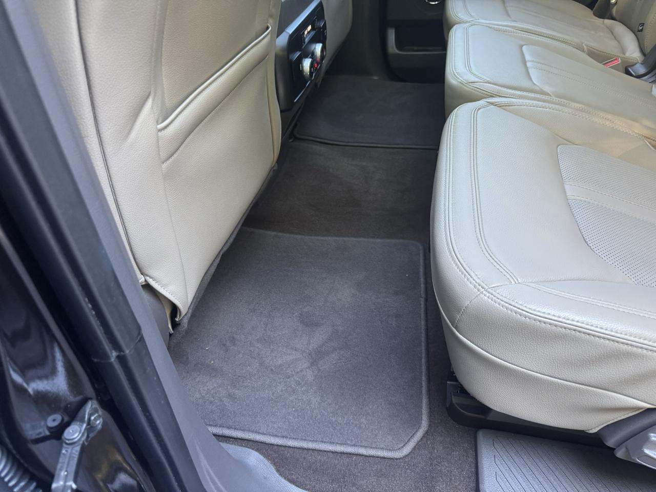 Ford Expedition Limited 2WD 2021