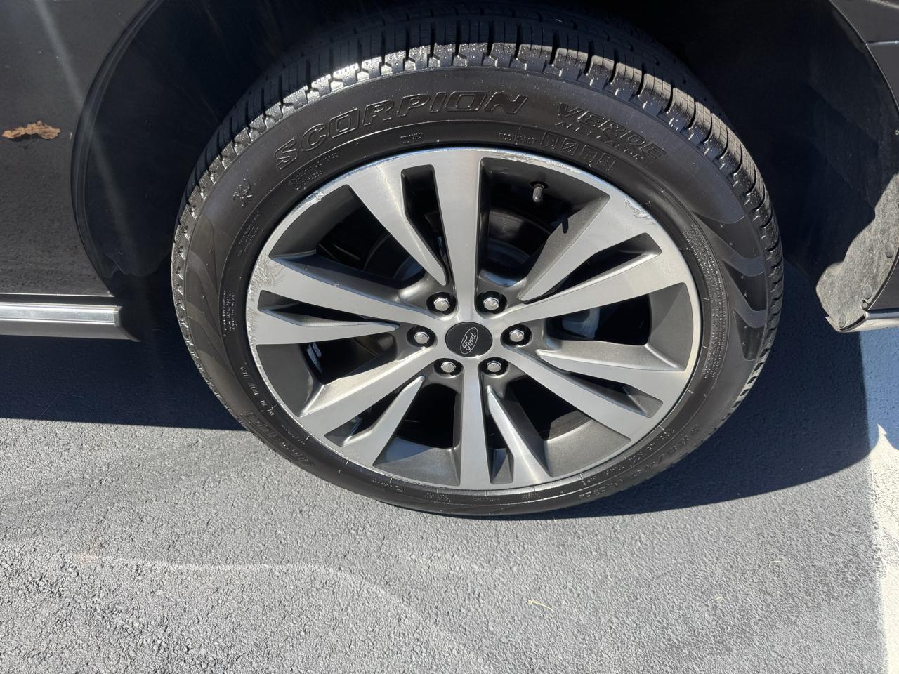 Ford Expedition Limited 2WD 2021