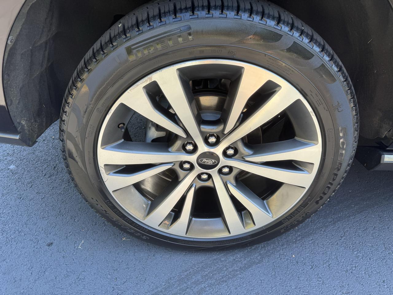 Ford Expedition Limited 2WD 2021
