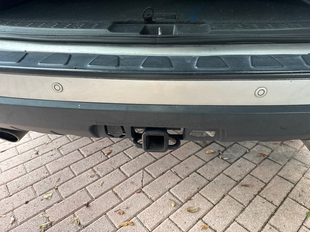 Honda Pilot 2WD 4dr Touring w/RES & Navi 2011