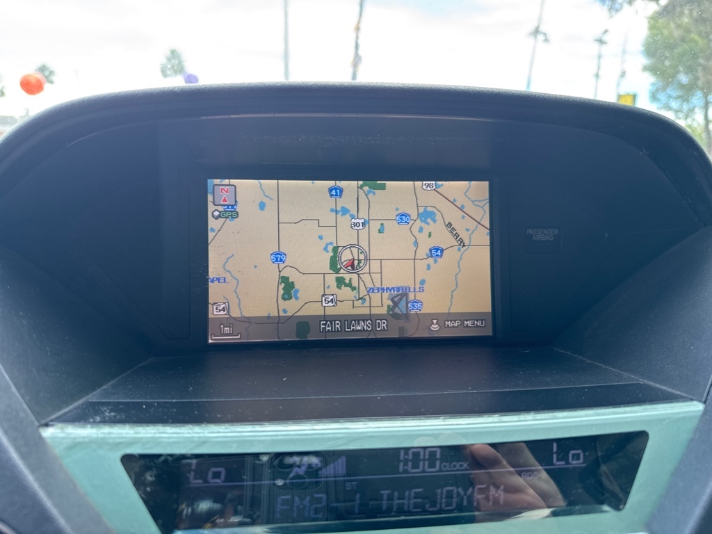 Honda Pilot 2WD 4dr Touring w/RES & Navi 2011