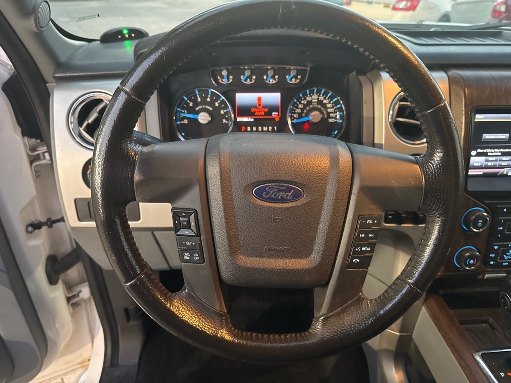 Ford F-150 2WD SuperCrew 145" Platinum 2013 Ford F-150 2WD SuperCrew 145" Platinum 2013