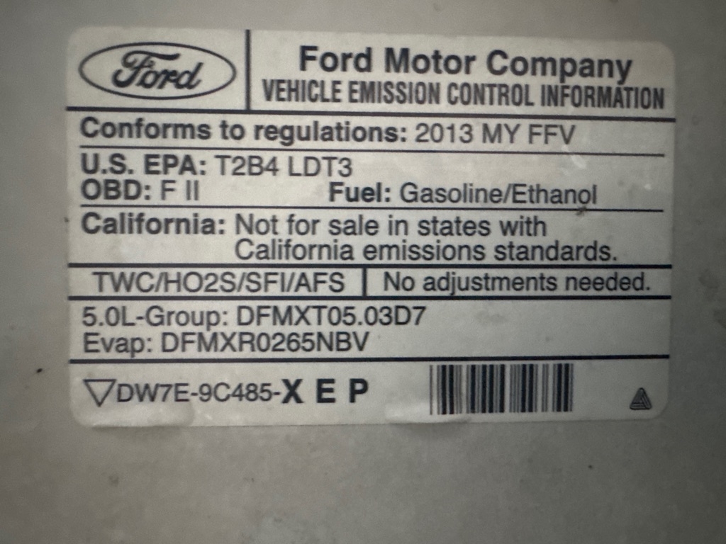 Ford F-150 2WD SuperCrew 145" Platinum 2013 Ford F-150 2WD SuperCrew 145" Platinum 2013