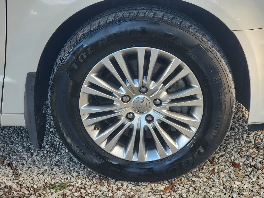 Chrysler Town & Country 4dr Wgn Touring-L 2013 Chrysler Town & Country 4dr Wgn Touring-L 2013