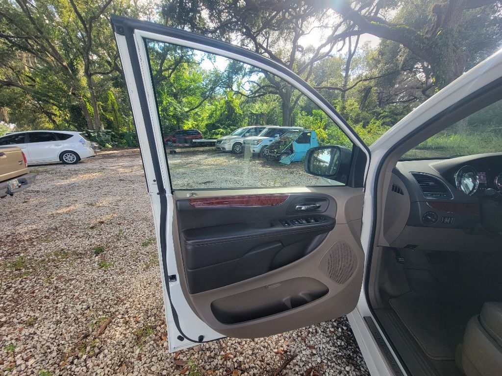 Chrysler Town & Country 4dr Wgn Touring-L 2013 Chrysler Town & Country 4dr Wgn Touring-L 2013