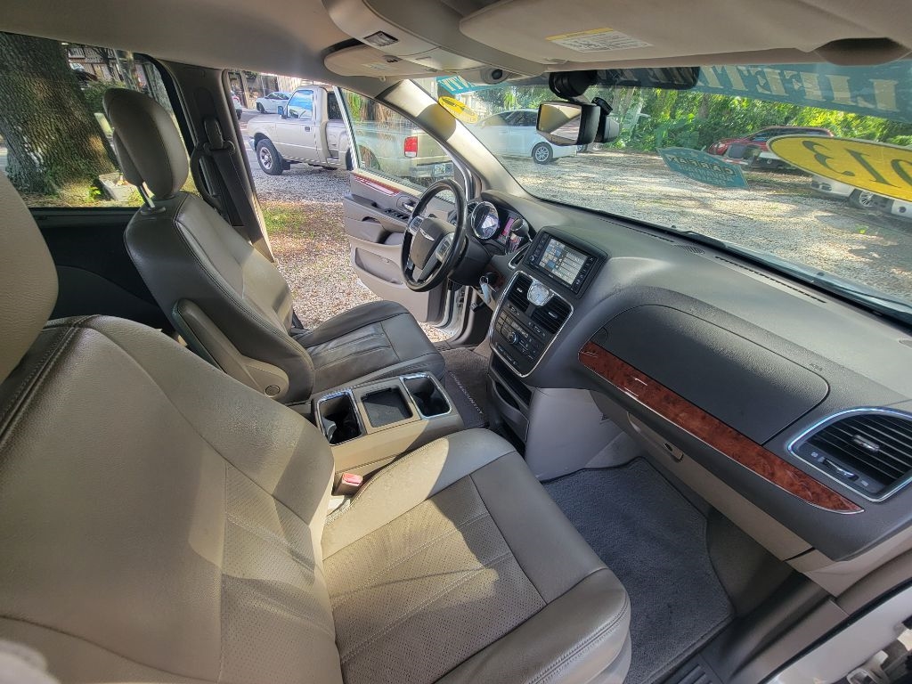 Chrysler Town & Country 4dr Wgn Touring-L 2013 Chrysler Town & Country 4dr Wgn Touring-L 2013