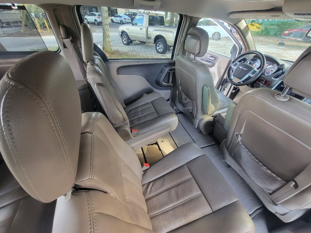 Chrysler Town & Country 4dr Wgn Touring-L 2013 Chrysler Town & Country 4dr Wgn Touring-L 2013