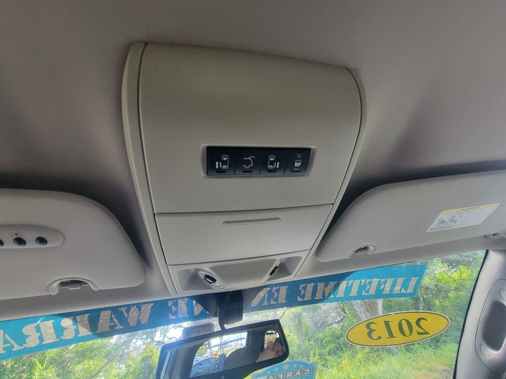 Chrysler Town & Country 4dr Wgn Touring-L 2013 Chrysler Town & Country 4dr Wgn Touring-L 2013