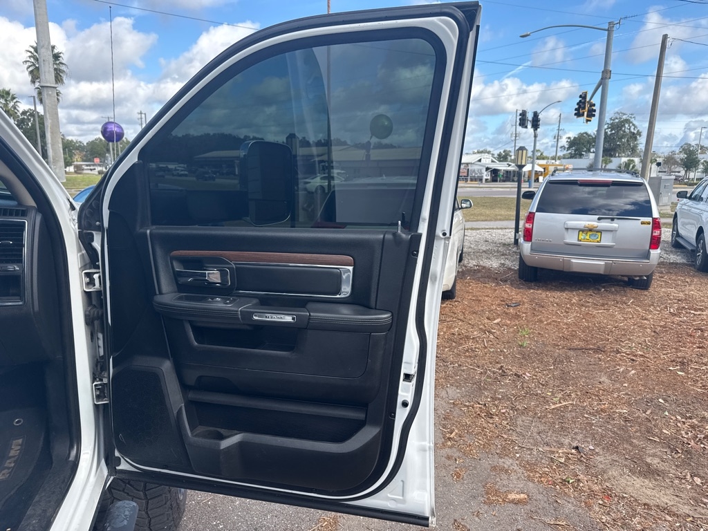 RAM 2500 4WD Crew Cab 149" Laramie 2016