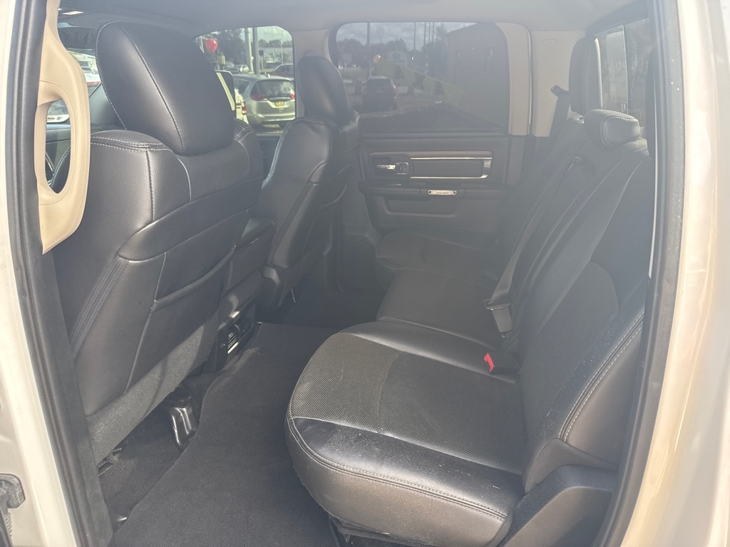 RAM 2500 4WD Crew Cab 149" Laramie 2016