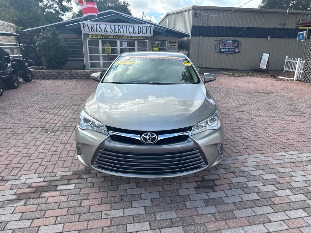 Toyota Camry XLE Auto (Natl) 2017