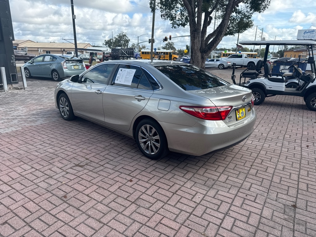 Toyota Camry XLE Auto (Natl) 2017