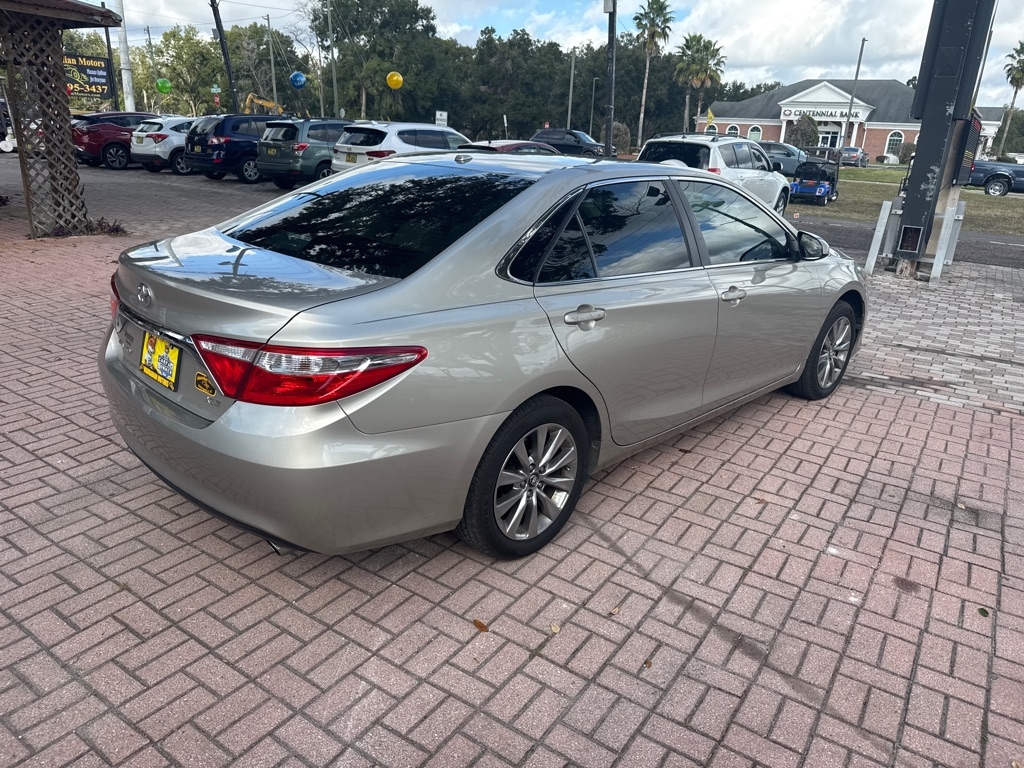 Toyota Camry XLE Auto (Natl) 2017