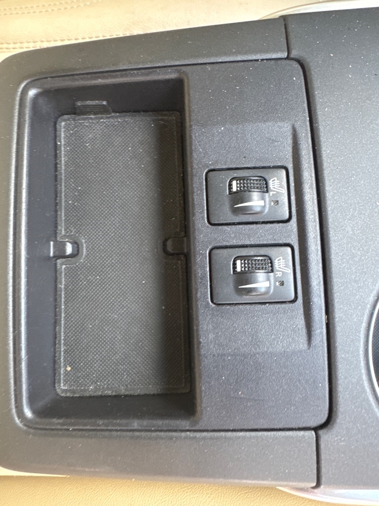 Toyota Camry XLE Auto (Natl) 2017