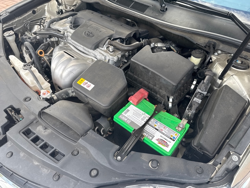 Toyota Camry XLE Auto (Natl) 2017