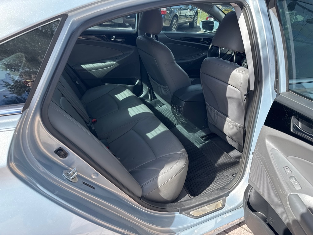 Hyundai Sonata 4dr Sdn 2.4L Auto Limited 2013