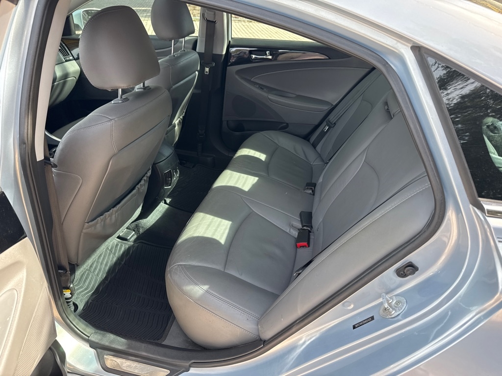 Hyundai Sonata 4dr Sdn 2.4L Auto Limited 2013