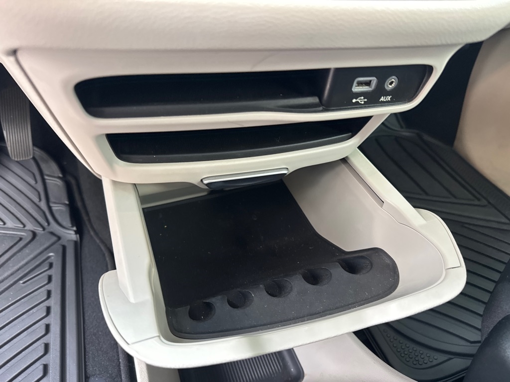 Chrysler Pacifica Touring-L FWD 2017