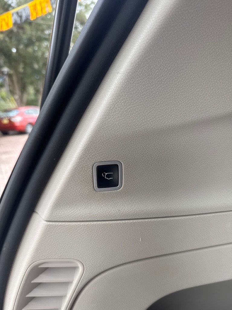 Chrysler Pacifica Touring-L FWD 2017