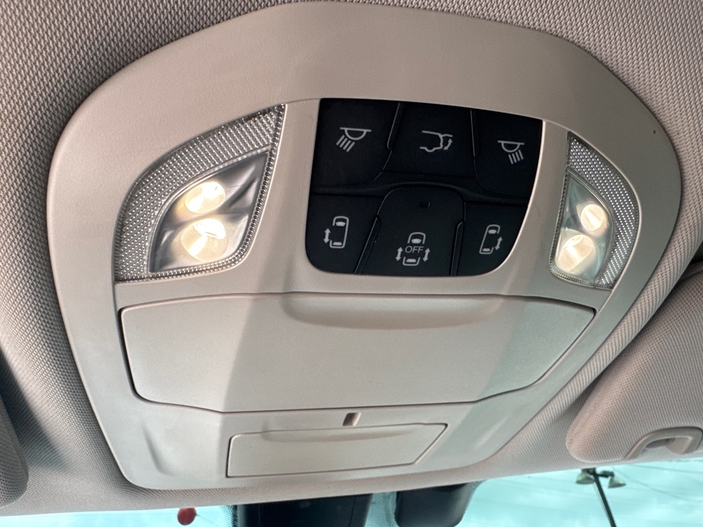 Chrysler Pacifica Touring-L FWD 2017