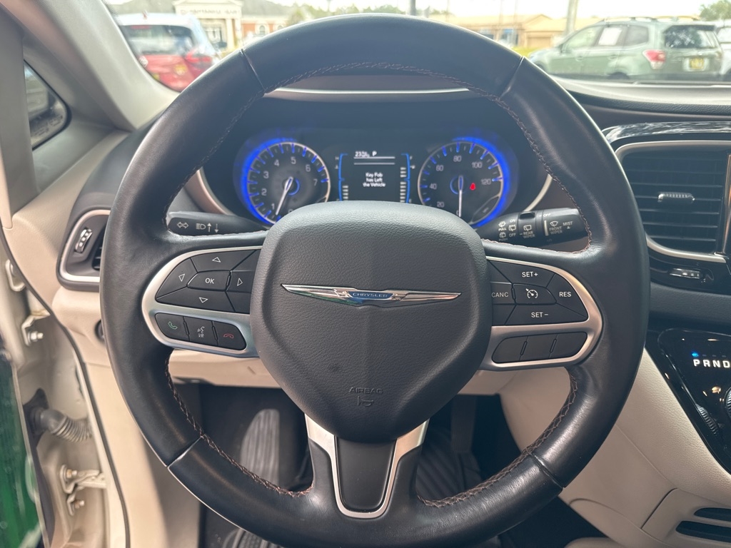 Chrysler Pacifica Touring-L FWD 2017