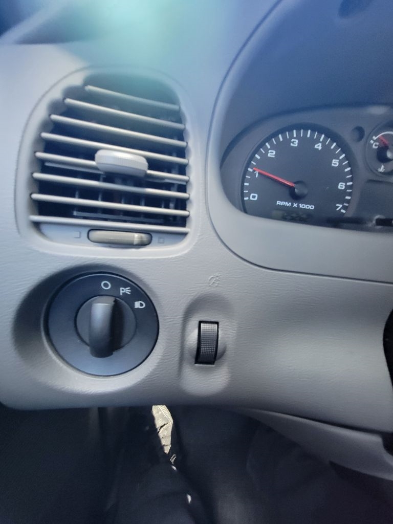 Ford Ranger 2WD Reg Cab 112" XLT 2008