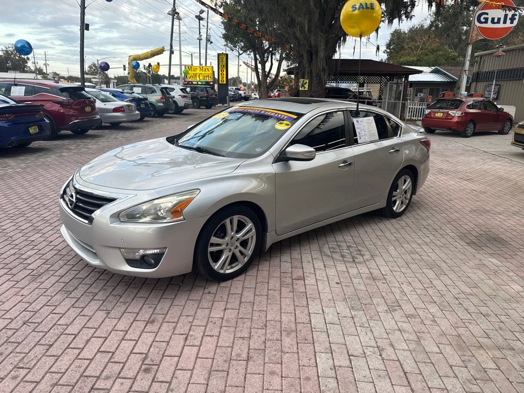 Nissan Altima 4dr Sdn V6 3.5 SL 2015