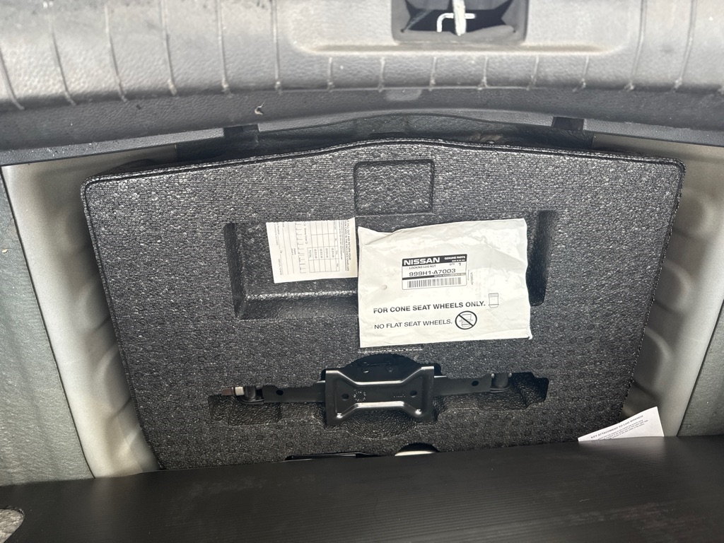 Nissan Altima 4dr Sdn V6 3.5 SL 2015