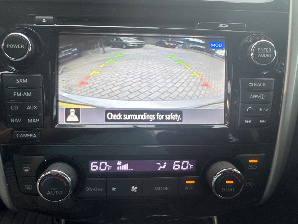 Nissan Altima 4dr Sdn V6 3.5 SL 2015