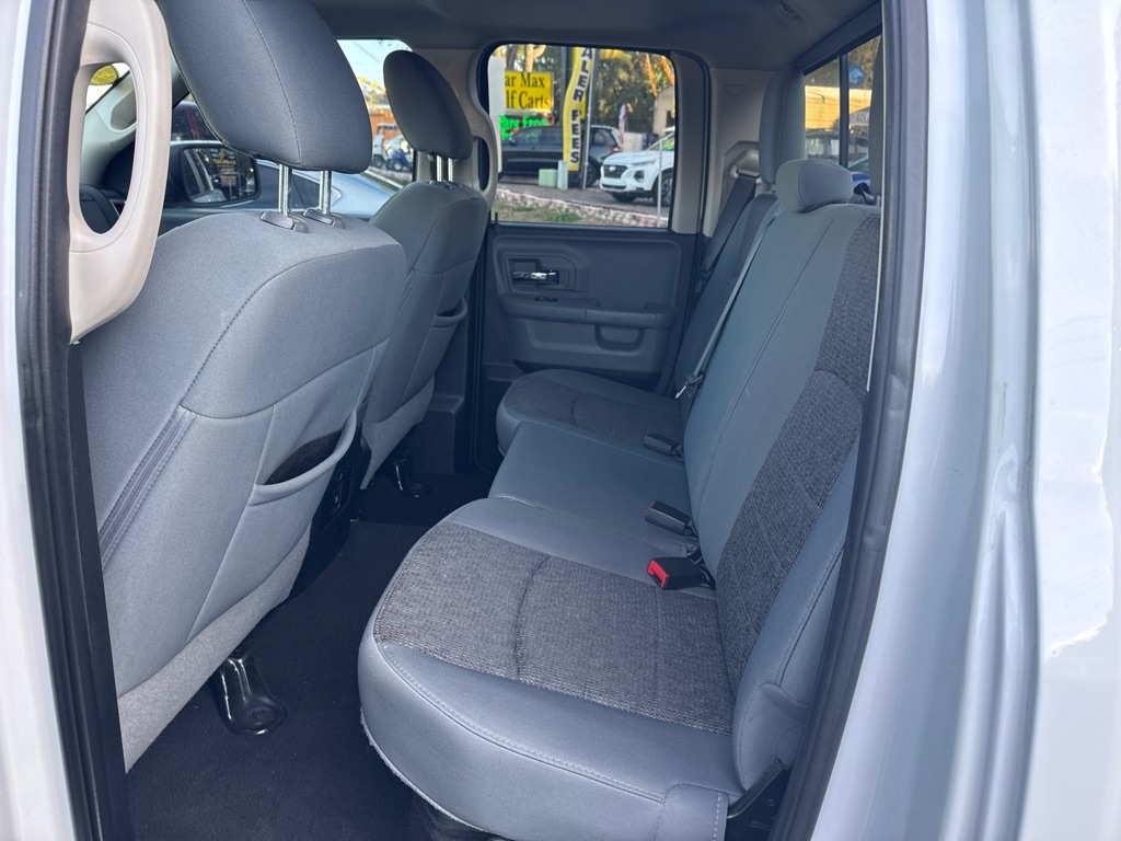 RAM 1500 Big Horn 4x4 Quad Cab 6'4" Box 2018