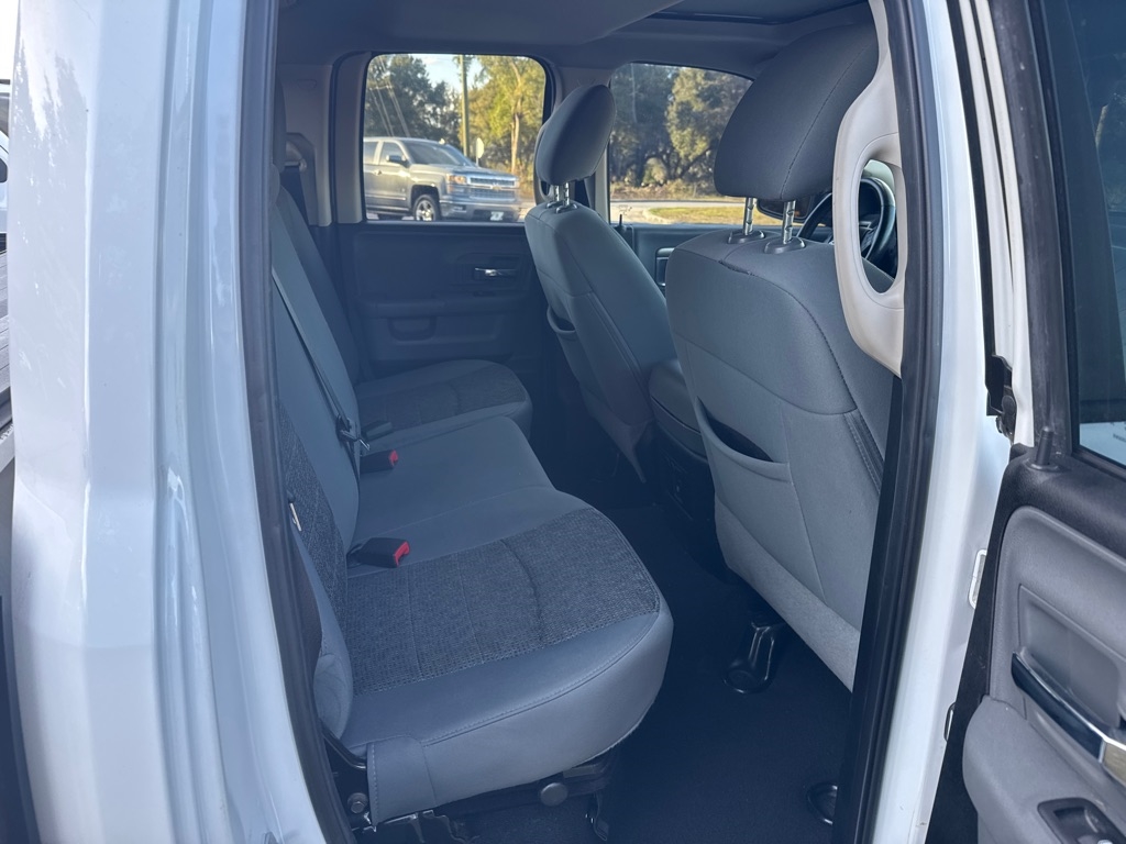 RAM 1500 Big Horn 4x4 Quad Cab 6'4" Box 2018
